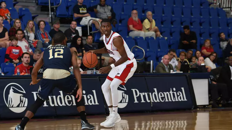 Owls Cruise Past Edward Waters 91-59