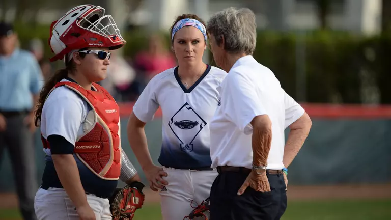 Softball Releases 2018 Schedule