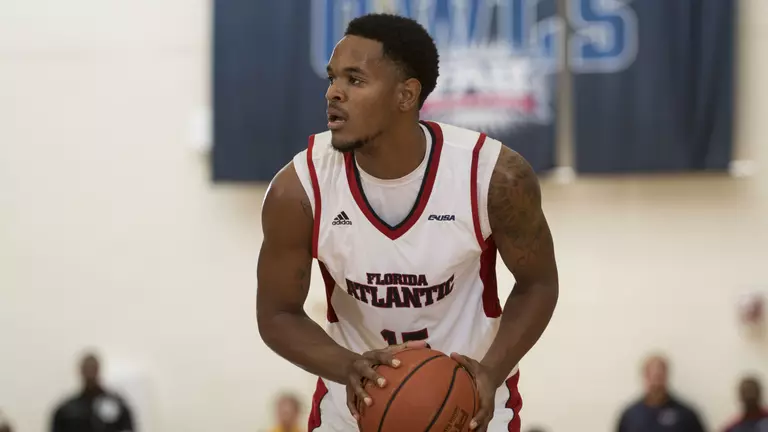 Men's Hoops Kicks Off Regular Season at USF