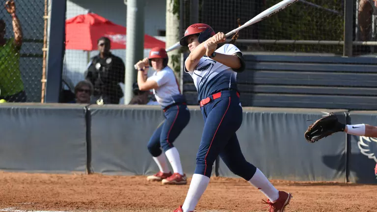 FAU Drops Finale Against North Texas