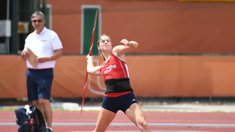 Thorsås Three-Peats Heptathlon at UM