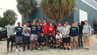 Men’s Basketball Volunteered at Boca Helping Hands on Thanksgiving