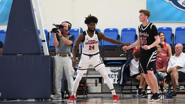 Men’s Basketball Faces Off Against Miami