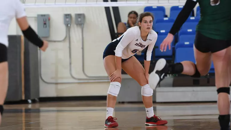 Owls Grind Out Four Set Win Over Southern Miss