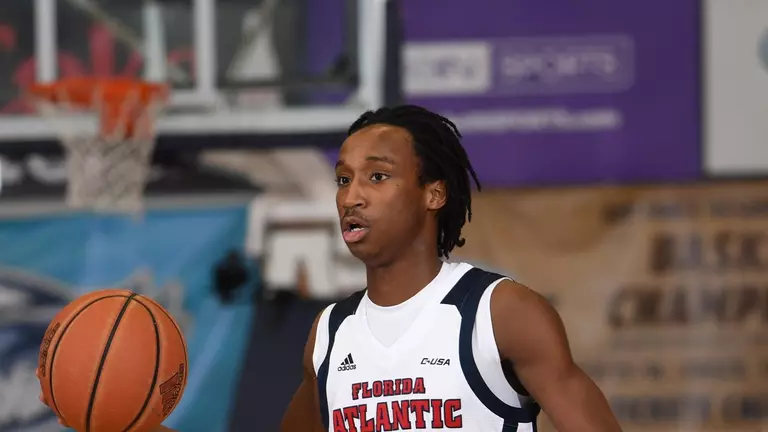 FGCU Buzzer-Beater Nips Owls in Overtime