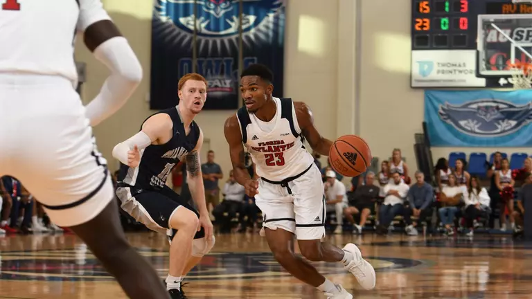 Men's Basketball Concludes Homestand Against Tampa