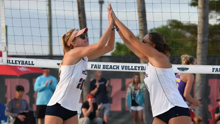 Beach Volleyball Takes Two at UNF Beach Invite