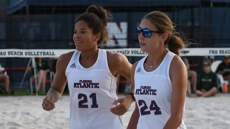 Two Pairs Earn AVCA Top Flight Award