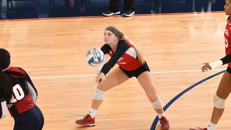 Volleyball Sweeps Away Southern Miss