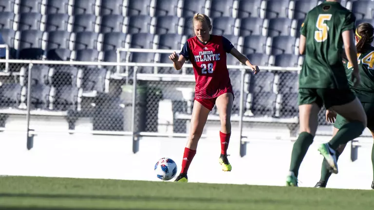 Championship Flashback: Late Flurry Leads to Comeback Win