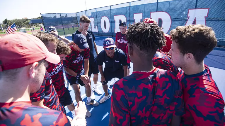 Men’s Tennis Heads Tough Test in Texas