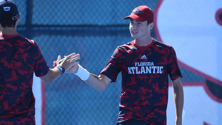 Men’s Tennis Tripped up at ITA Kick-off by No. 8 TCU