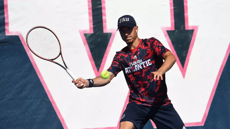 Men’s Tennis Wraps Up Stay in Texas after Battle Against Notre Dame