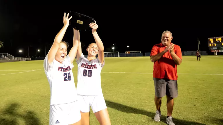 Championship Flashback: Owls Secure C-USA Title with Senior Night Win