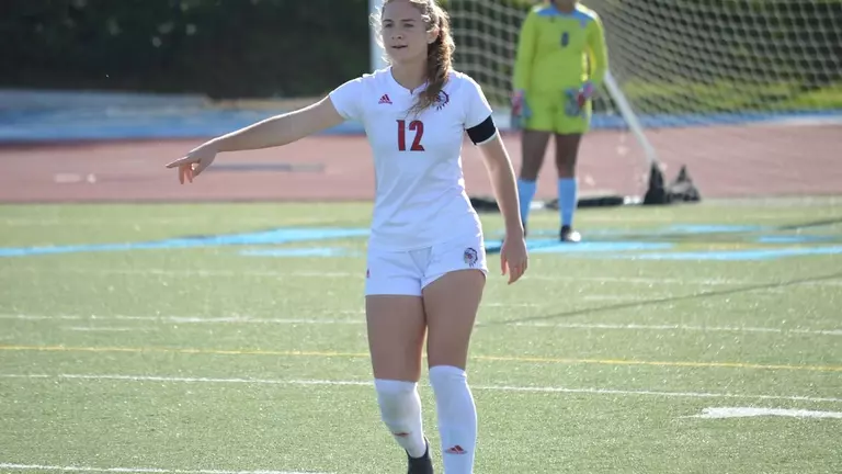 Women’s Soccer Adds Another 2020 Newcomer in Duenkel