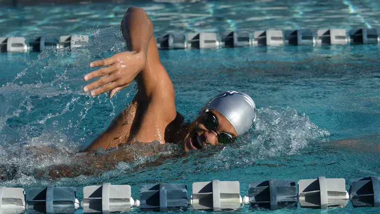 Swimming & Diving to Face Keiser on Friday