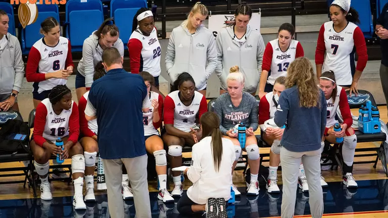 Owls Fall to #19 WKU on Day One