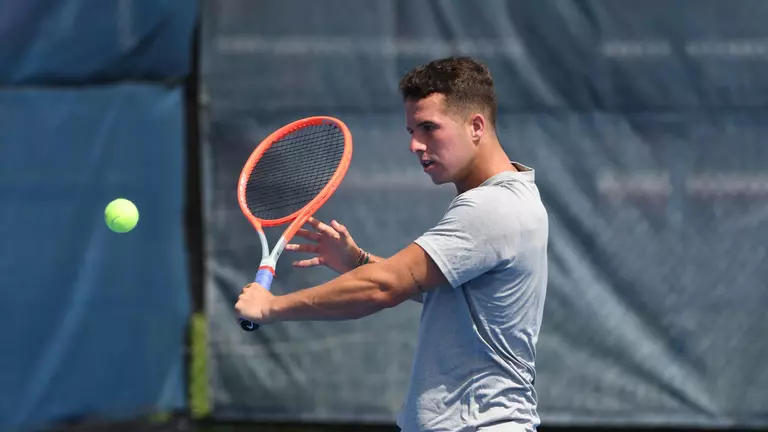 Fernandez Horta Advances to ITA Semifinals