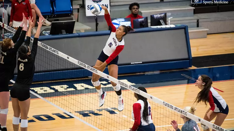 FAU Heads to Murfreesboro for Season Finale