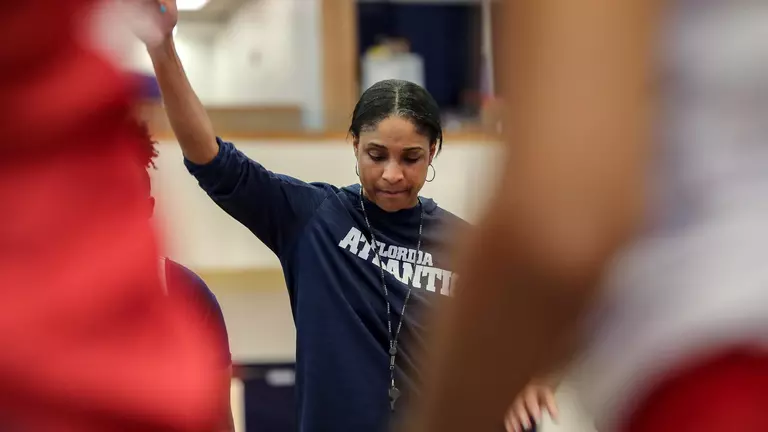Women’s Basketball Holds First Official Practices