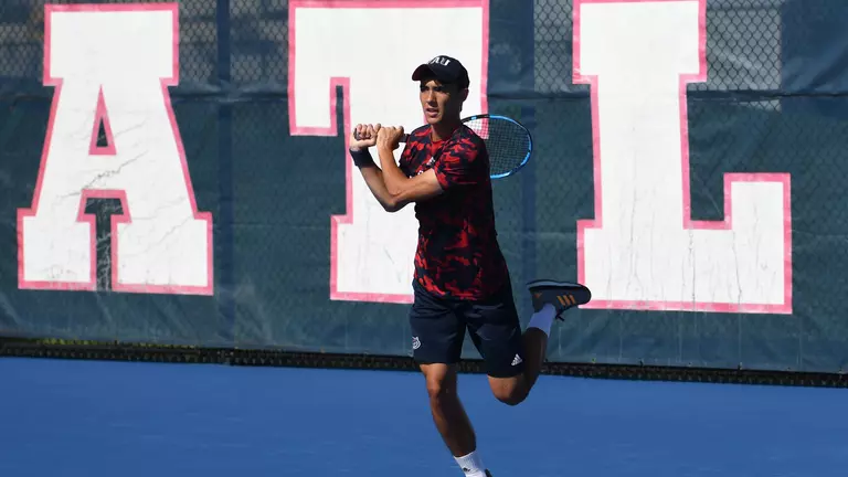 Owls Edged Out by Texas Tech