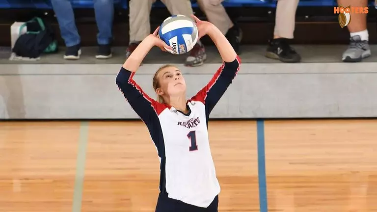 Owls Earn Split Results on Day One of Tiger Invitational