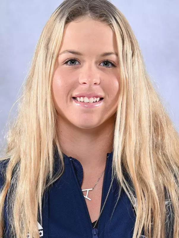 2021-22 FAU Athletics Head Shots Amber McGinnis