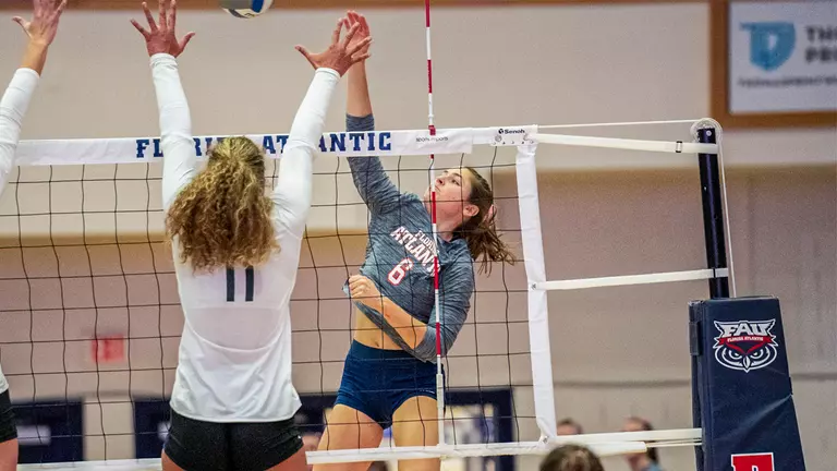 Owls fall in four at FIU in regular season finale