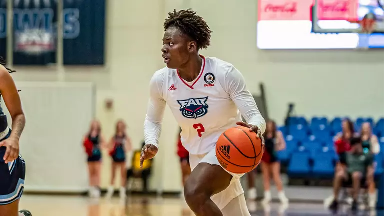 Owls cruise to home-opening 61-35 win over Palm Beach Atlantic