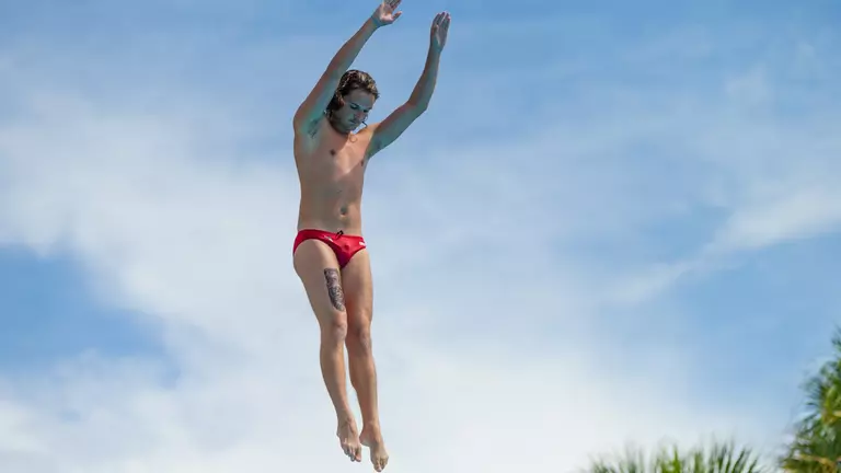 Shepherd Named CCSA Diver of the Week