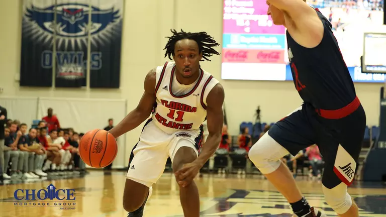 Owls Rout Jaguars to Match Program’s Best Start in History