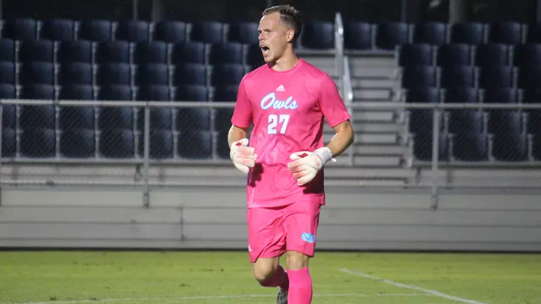 Owls Fall to Army in First Road Test