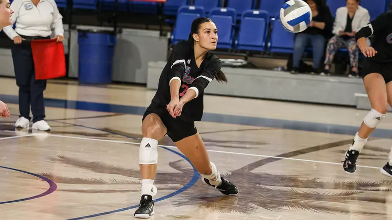 Rosado Named AAC Defensive Player of the Week