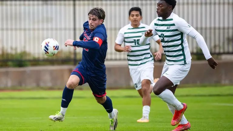 Owls Fall to Charlotte in AAC Semifinals