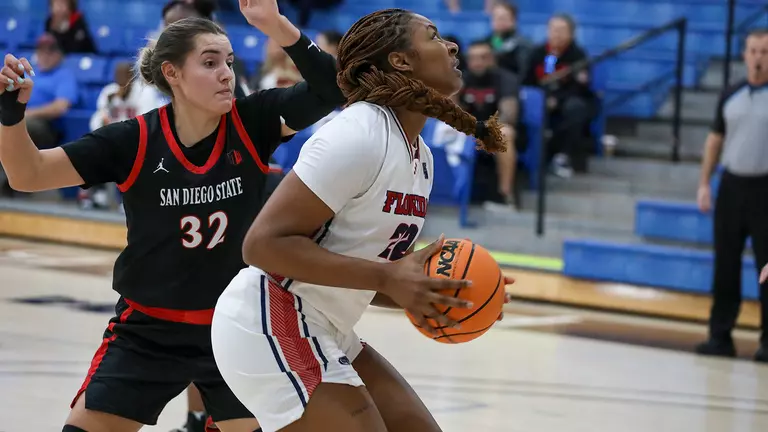 Owls Fall in Non-Conference Finale vs. San Diego State