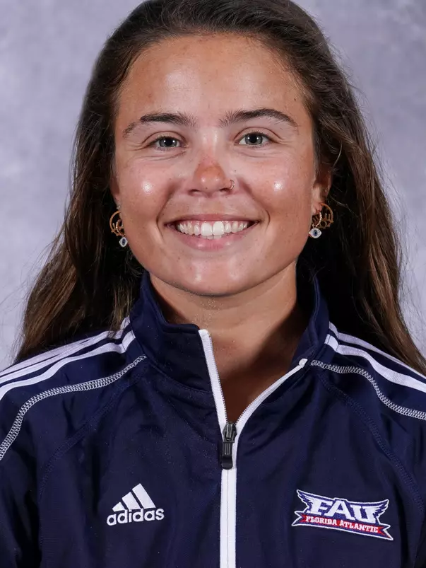 2023 Florida Atlantic Beach Volleyball Headshots - Nieya Pelski