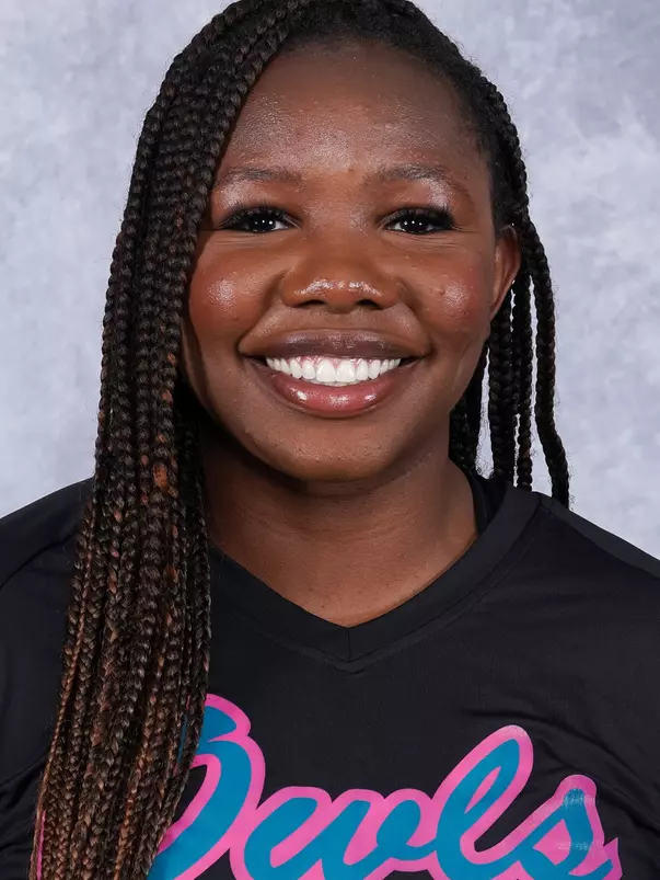 2023-24 FAU Head Shots - Lauryn Green