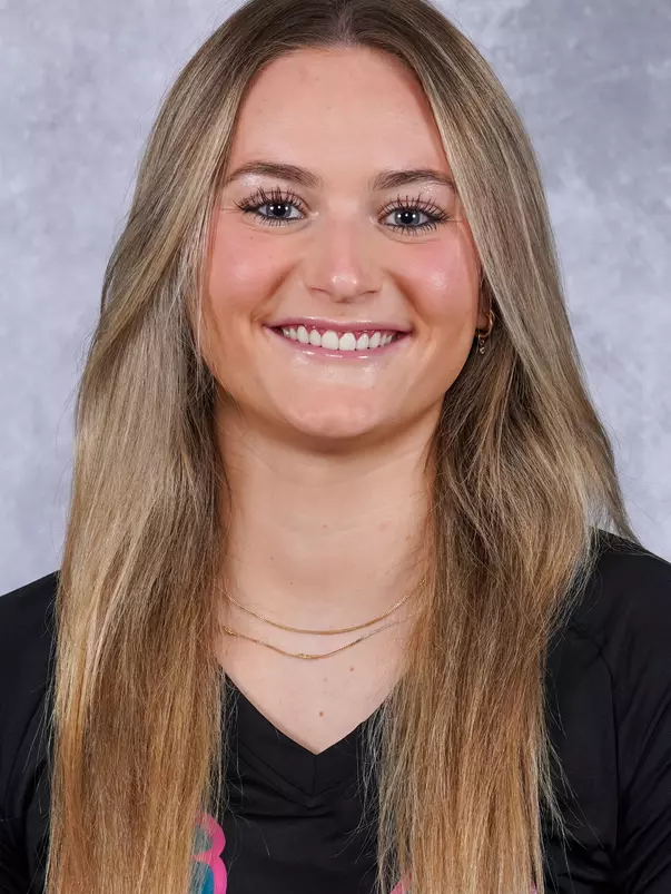 2023-24 FAU Head Shots - Isabelle Northam