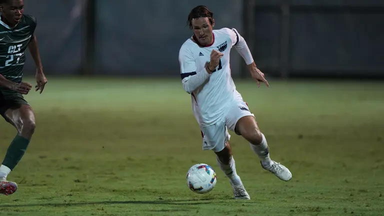 Owls Begin Conference Season on Saturday Night