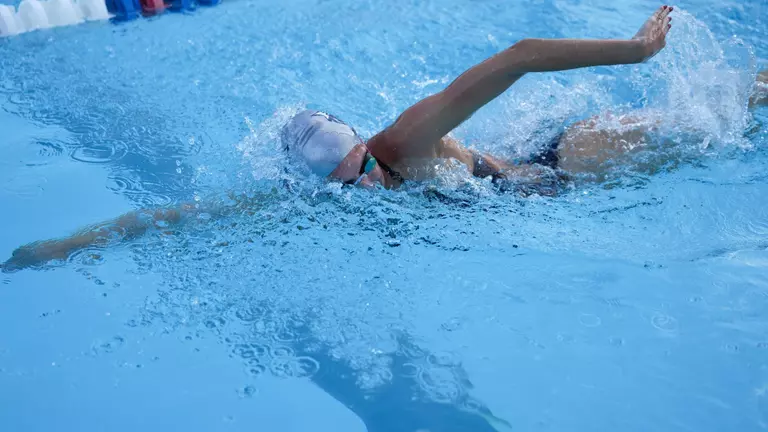 Owls Back on the Road for TYR Fall Classic