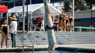 Owls Wrap Up Strong Day One at TYR Fall Classic