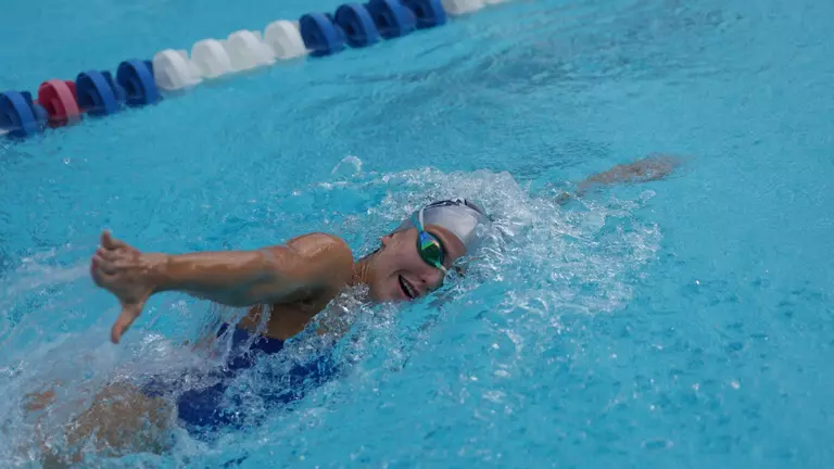 Owls Wrap Up Two-Day TYR Fall Classic