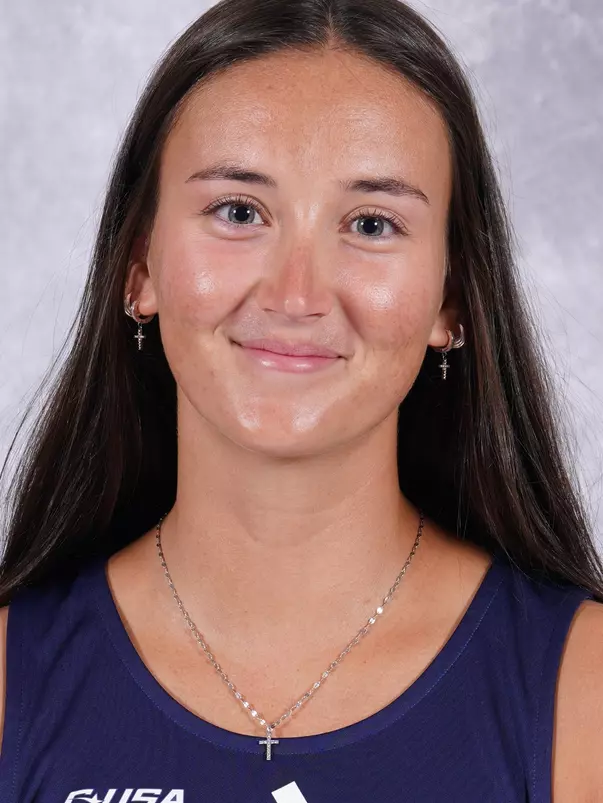 2025 Florida Atlantic BVB Headshots - Klaire VanDeusen