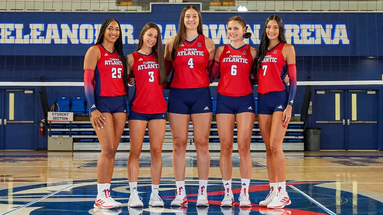 Owls Host UAB and Tulane for Senior Weekend