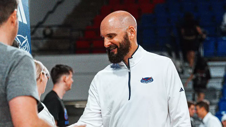 Coach Jakus Meets with Media on Monday