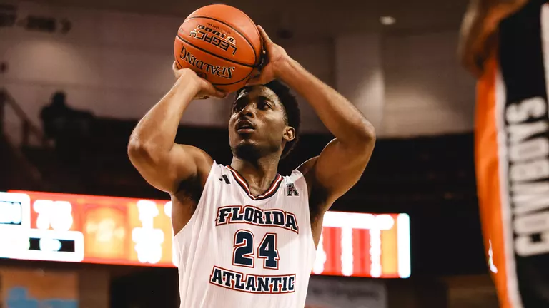 Owls Soar Past OSU to Advance to the Semifinals