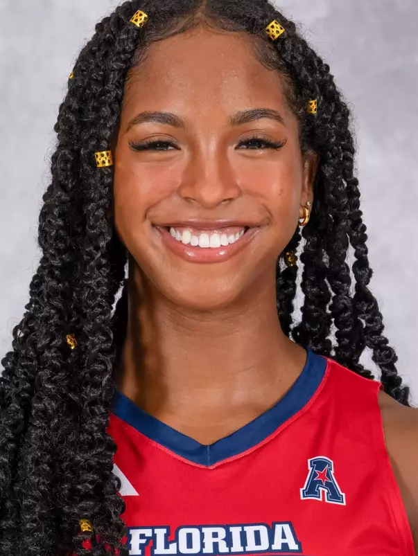 2024-25 Florida Atlantic VB Headshots - Madison Dyer