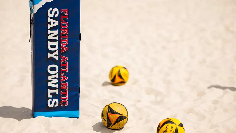 Beach Volleyball Hosts "Friend Raiser" at Hooters Monday