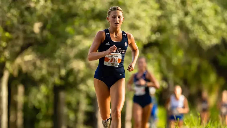 Owls Back on the Course for Holloway Classic