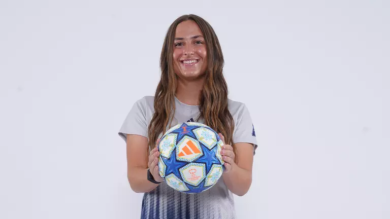 Hometown Team with Madison Micioni